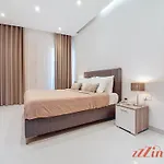 Stunning 3br With Private Plunge Pool In Malta *