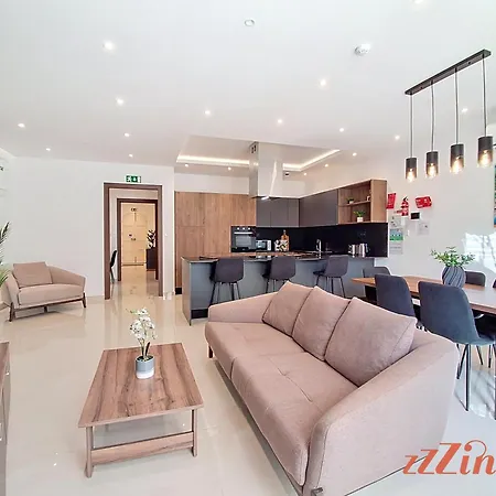 Rooftop 3br With Plunge Pool, Bbq & Private Garage Tatil Evi *