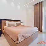 Stunning 3br With Private Plunge Pool In Malta