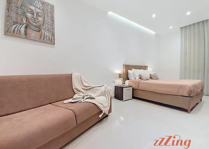 Case de vacanță Rooftop Oasis With Plunge Pool & Bbq